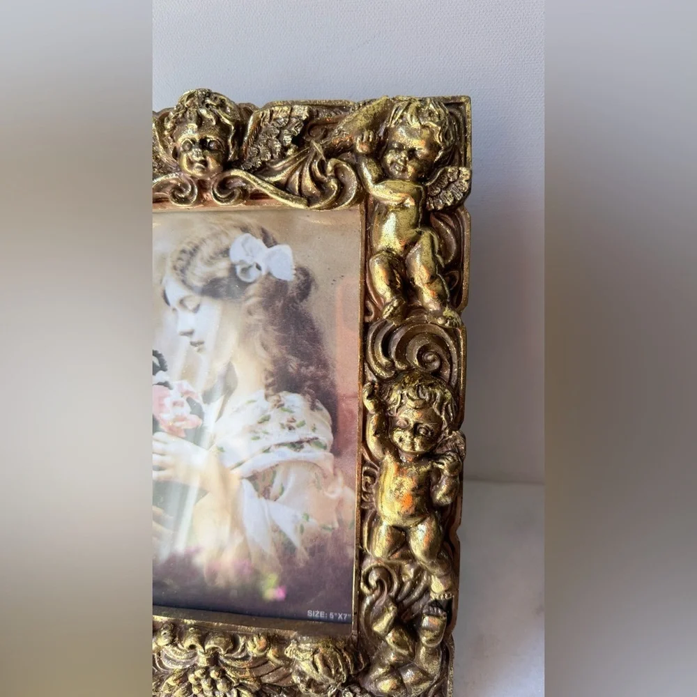 Vintage Ornate Gold Cherub Picture Frame - Decorative Home Accent 5”x7” photo